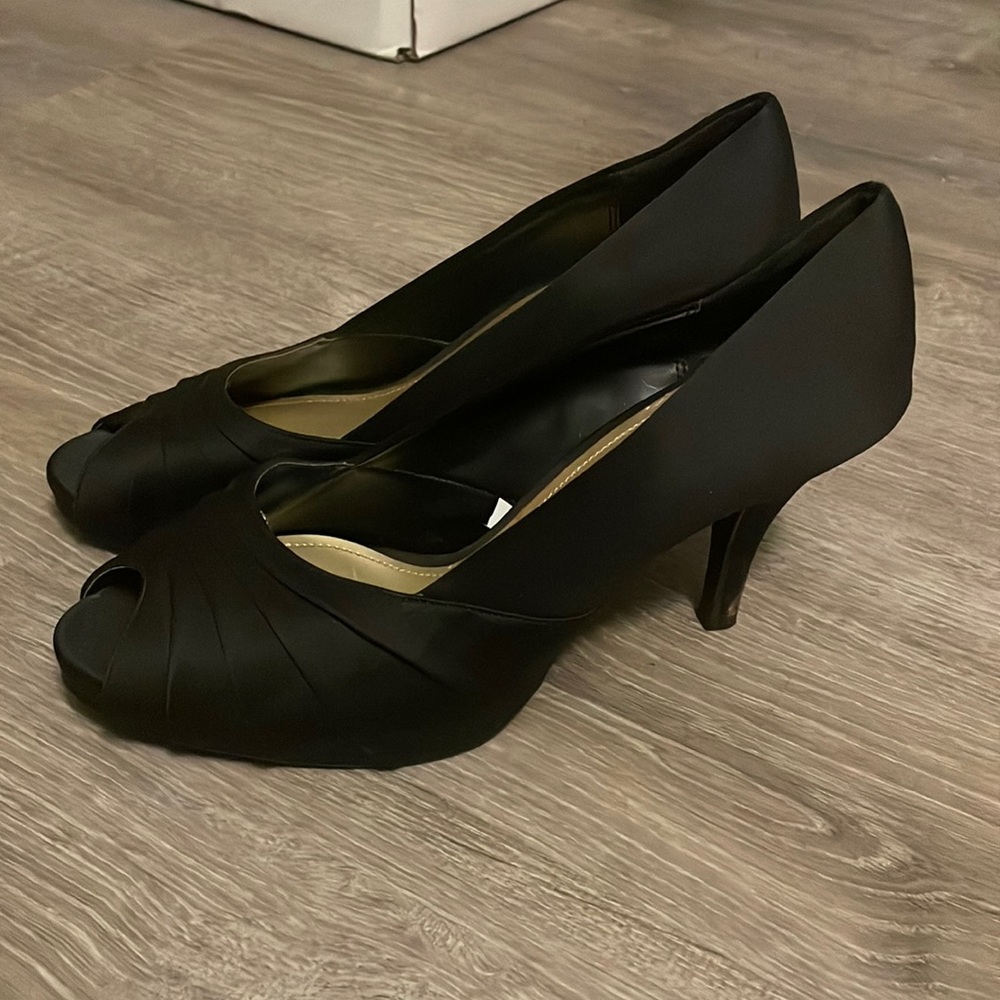 Black 2" heels